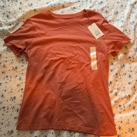 Target Tshirt - Picture 1 of 2